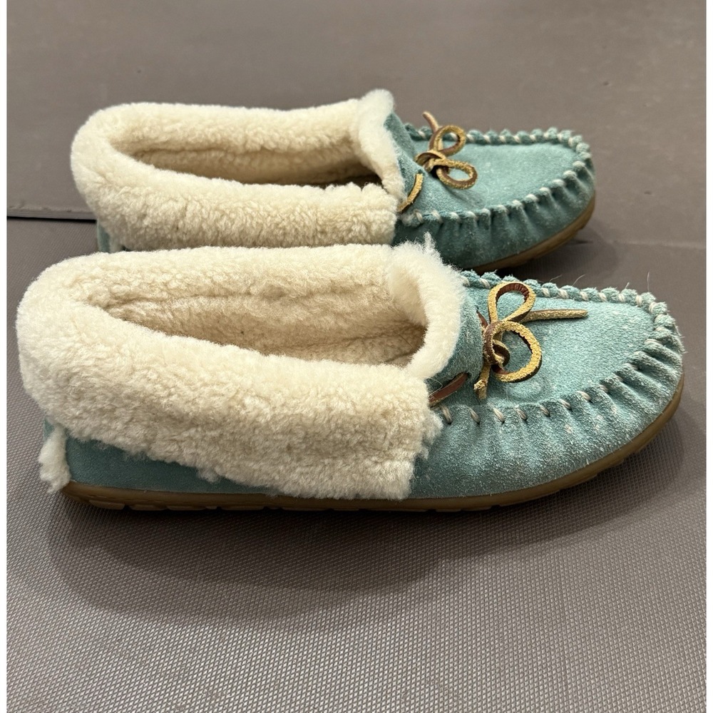 L.L. Bean Wicked Good Moccasins Slippers Suede Shearling Lined Blue Women's 9